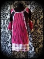 Robe rayée rose vif / noir détails carreaux - taille S/M