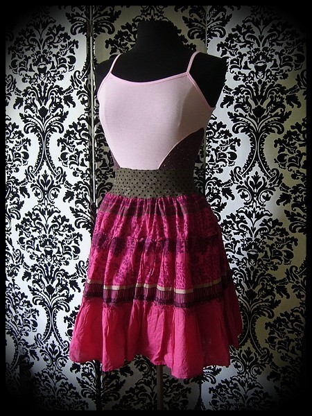 Light pink / hot pink dress with brown lace details - size S/M