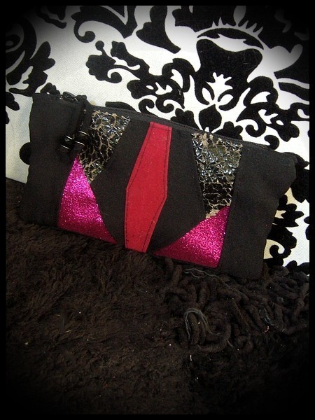 Black zippered purse hot pink glitter details