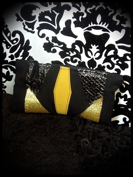 Black zippered purse gold glitter details