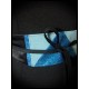 Ceinture obi satin noir détails bleu clair et bleu roi pailleté - taille unique