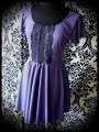 Robe violette détails dentelle noire - taille M/L