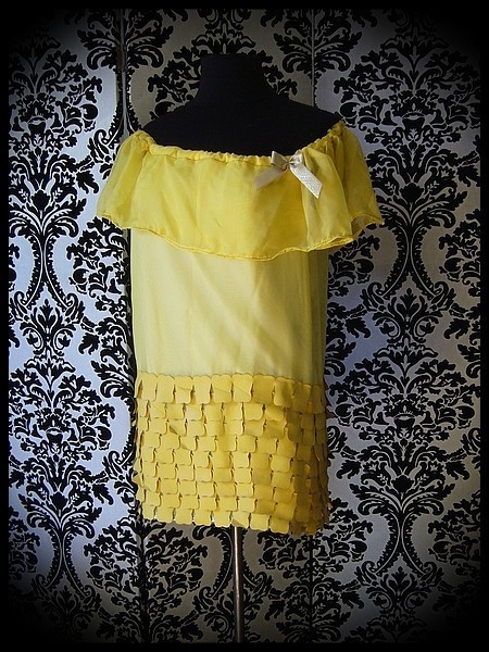 Yellow muslin dress gold details - size M/L