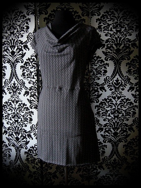 Black draped dress with pockets Japanese print - size M/L