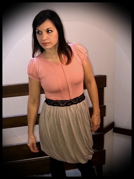 Coral beige bubble dress with black lace detail - size S/M Coral beige bubble dress with black lace detail - size S/M