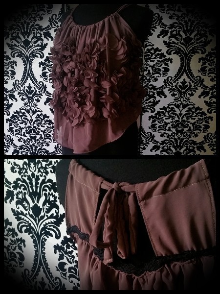 Mauve taupe loose top with open back - size M/L