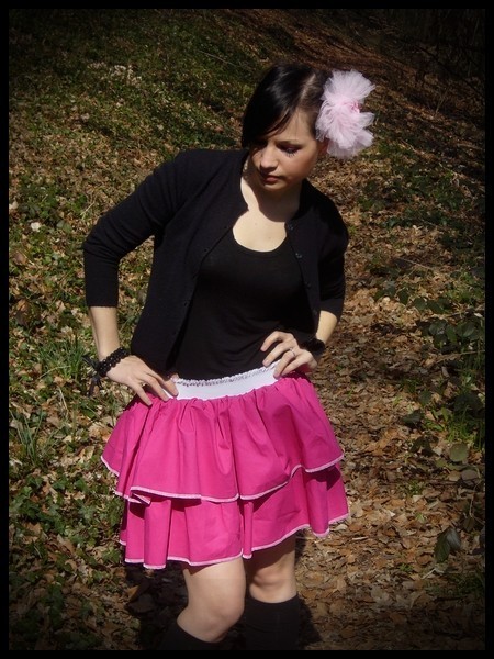 Mini skirt raspberry pink ruffles - size S/M Mini skirt raspberry pink ruffles - size S/M