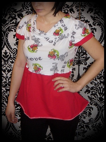 White/red top w/ draped neckline tattoos print - size S/M