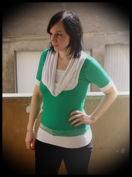 Green/white shirt w/ cowl neck - size S/M