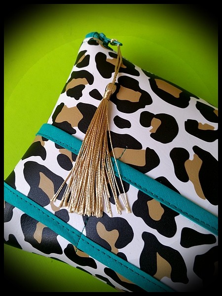 Pochette en simili cuir