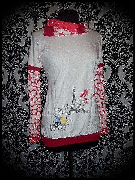 Cream coral red top Threadless - size M/L