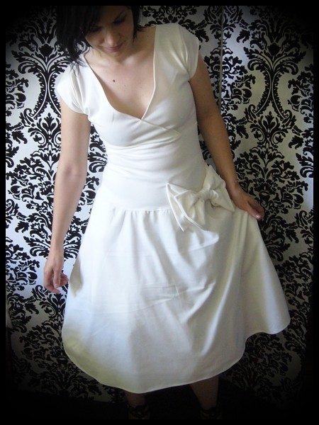 Retro cream dress with big bow - size XS/S